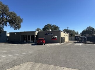 Plus de détails pour 11720 Warfield St, San Antonio, TX - Local d'activités à louer