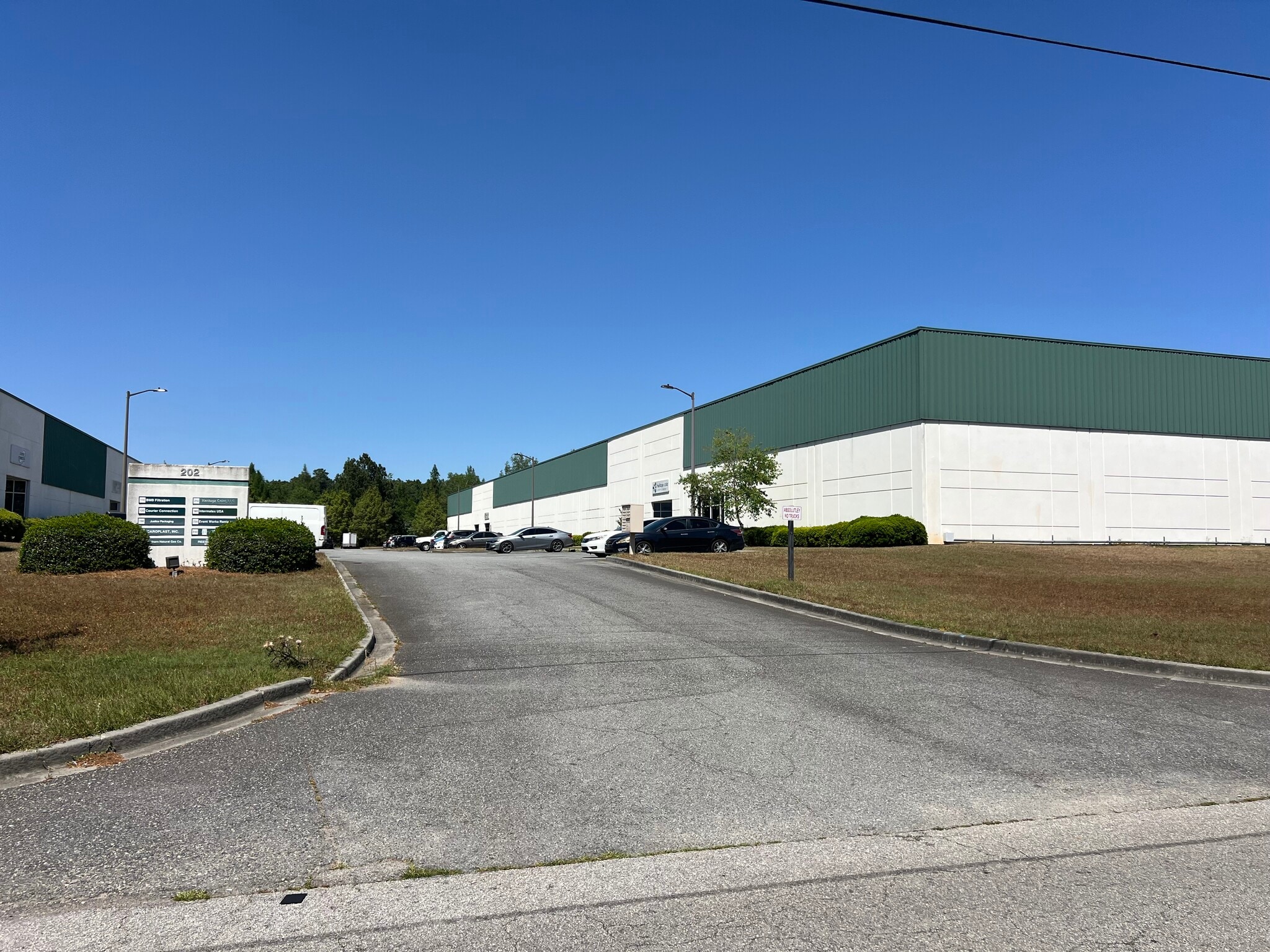 202 Bourne Blvd, Savannah, GA for lease Primary Photo- Image 1 of 5