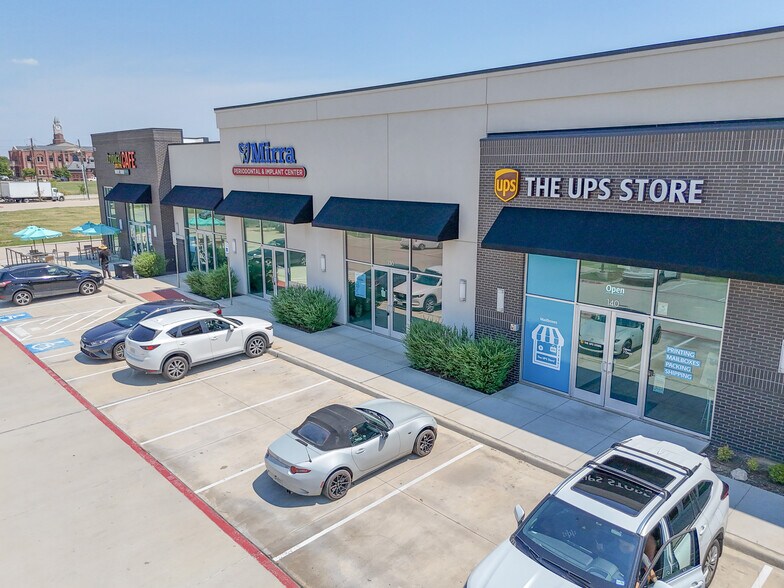 720 S Highway 377, Roanoke, TX à vendre - Photo du bâtiment - Image 3 de 8