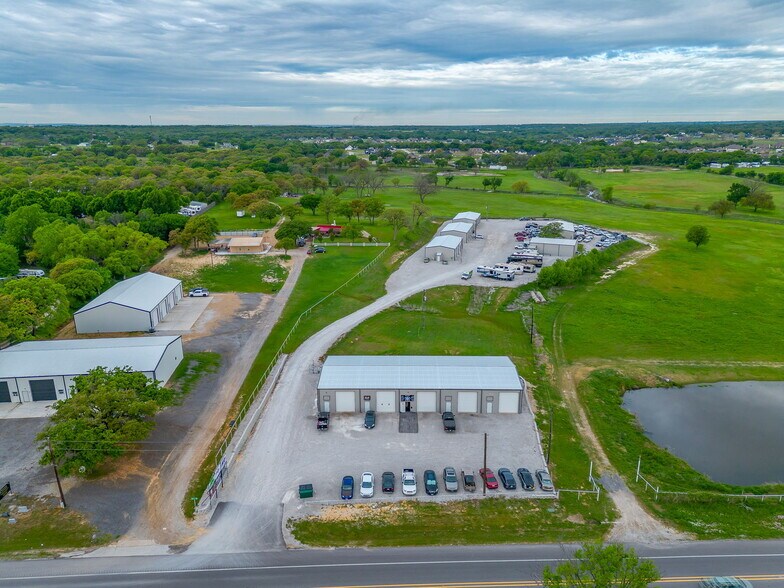 14151 FM 730 N, Azle, TX à vendre - Photo du bâtiment - Image 2 de 9