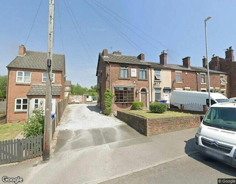 585 Uttoxeter Rd, Longton à vendre - Photo du bâtiment - Image 3 de 8