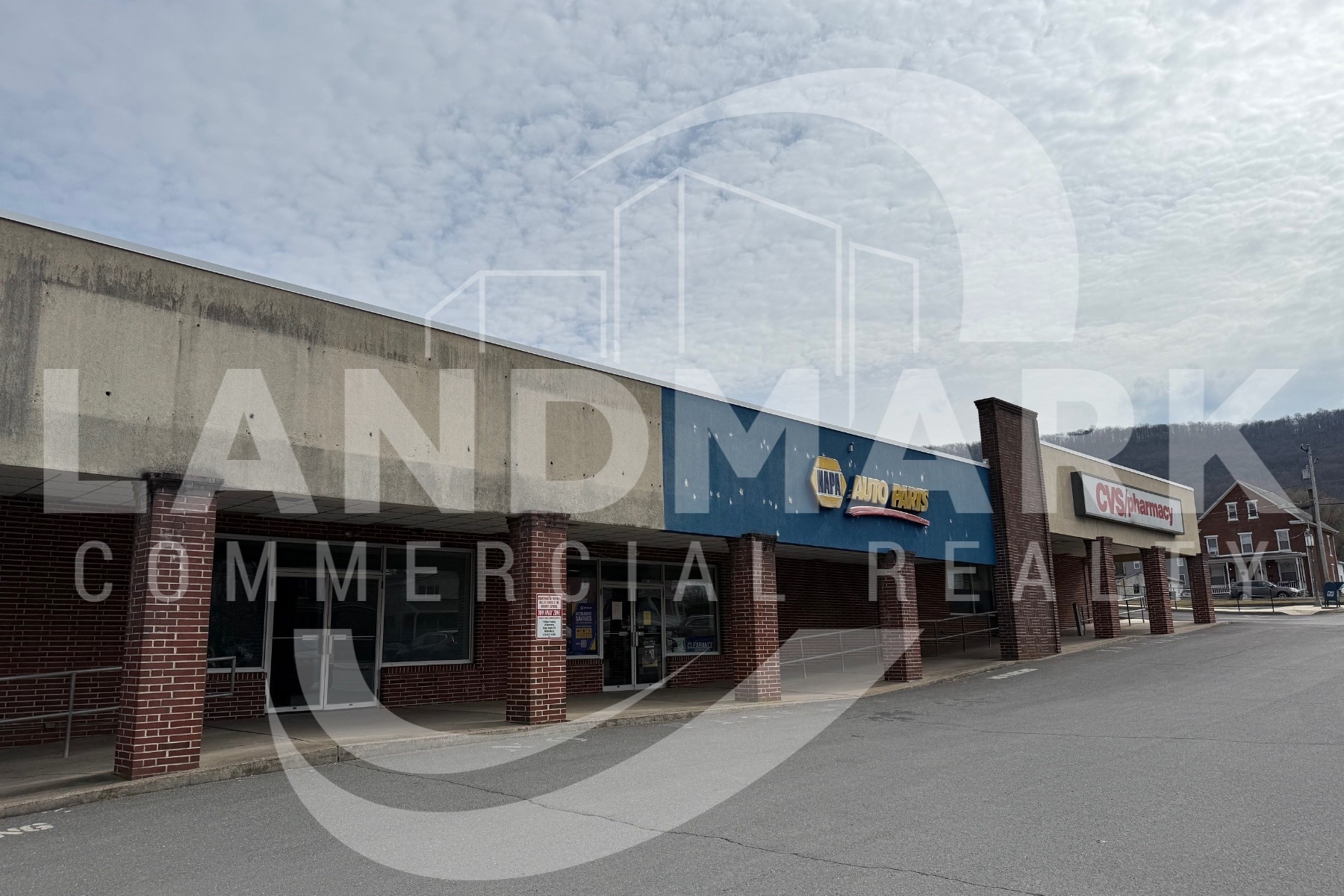 203 S Market St, Millersburg, PA for lease Primary Photo- Image 1 of 2