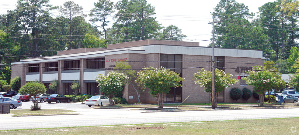 4700 Forest Dr, Columbia, SC à louer - Photo du bâtiment - Image 3 de 8