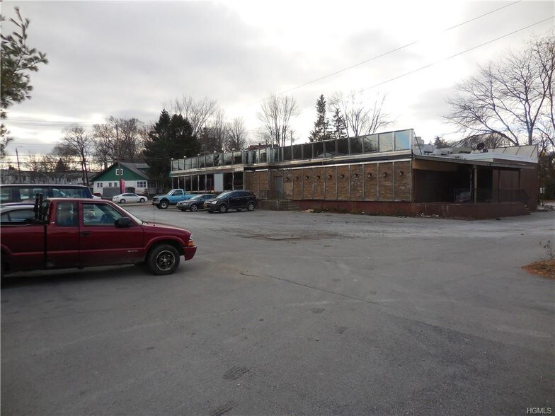 229 Wickham Ave, Middletown, NY à vendre - Autre - Image 2 de 10