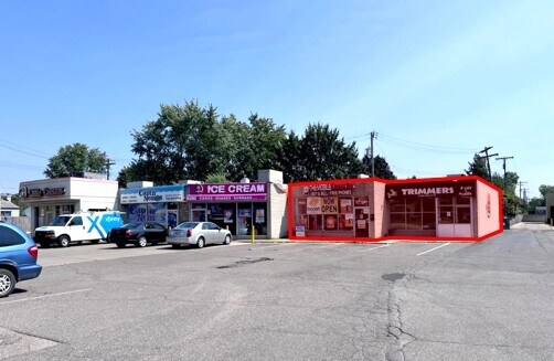 8276-8296 Merriman Rd, Westland, MI for lease Primary Photo- Image 1 of 4