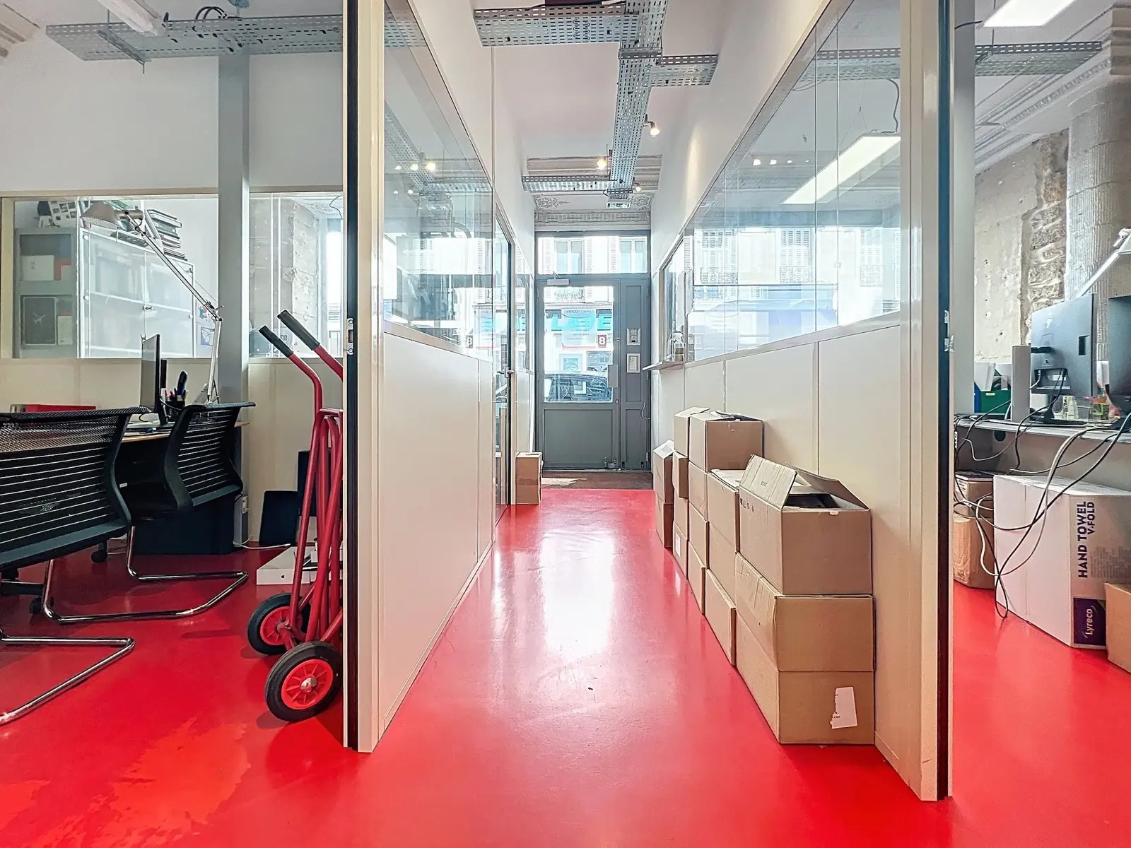 Commerce de détail dans Paris à louer Photo du bâtiment- Image 1 de 19