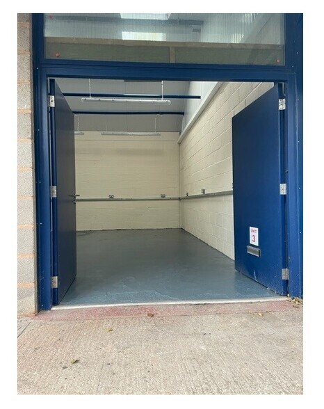 27-29 Station Rd, Birmingham à louer - Photo du bâtiment - Image 2 de 8