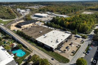 720 E Highland Rd, Macedonia, OH - AERIAL map view