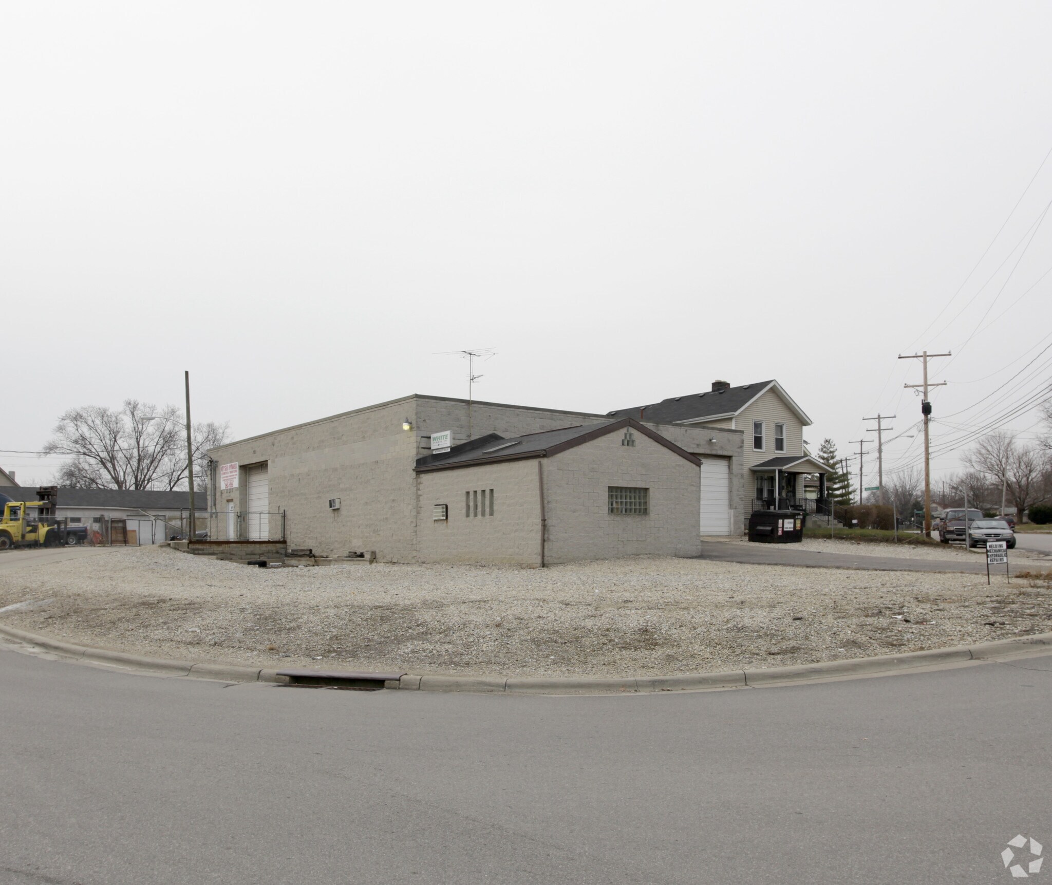 1759 Old Leonard Ave, Columbus, OH à vendre Photo principale- Image 1 de 10