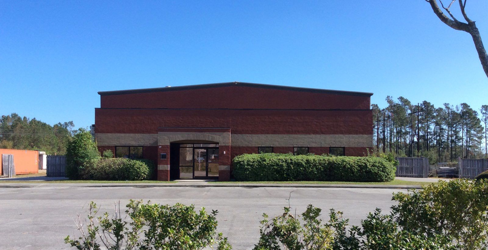 2020 Capital Dr, Wilmington, NC for lease Building Photo- Image 1 of 2