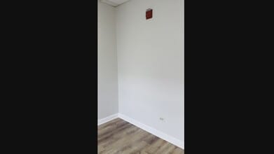 1840 Industrial Dr, Libertyville, IL for lease - Commercial Listing Video