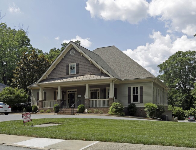 Plus de détails pour 36 Trammell St SW, Marietta, GA - Bureau à louer