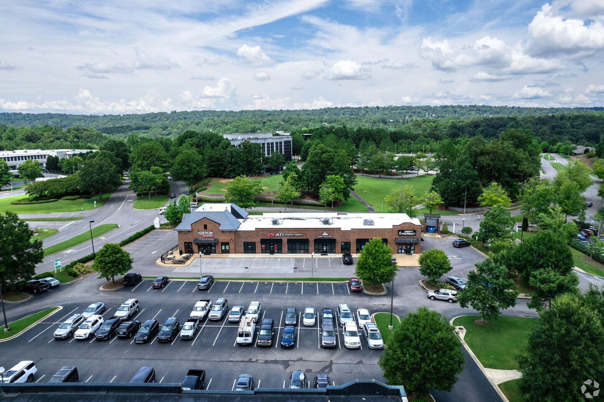 3735 Corporate Woods Dr, Vestavia, AL for lease Primary Photo- Image 1 of 6