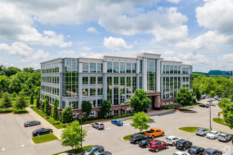 302 Innovation Dr, Franklin, TN for lease - Primary Photo - Image 1 of 10