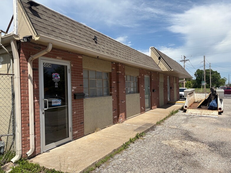 500 N Scott Ave, Belton, MO for sale - Building Photo - Image 3 of 5