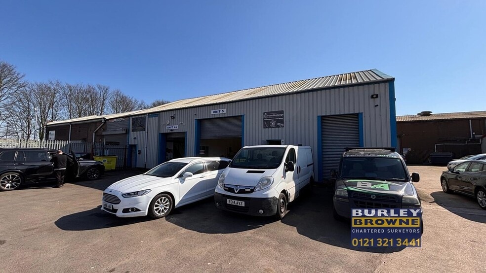 U4 5 6 & 8 Alexandra Industrial Estate portfolio of 4 properties for sale on LoopNet.ca - Building Photo - Image 3 of 19