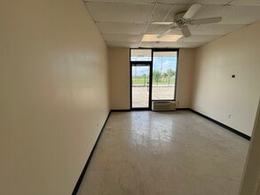 12455 Westpark Dr, Houston, TX for lease Interior Photo- Image 2 of 5