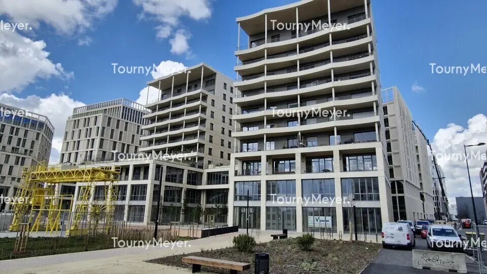 Office in Bordeaux for sale Building Photo- Image 1 of 10