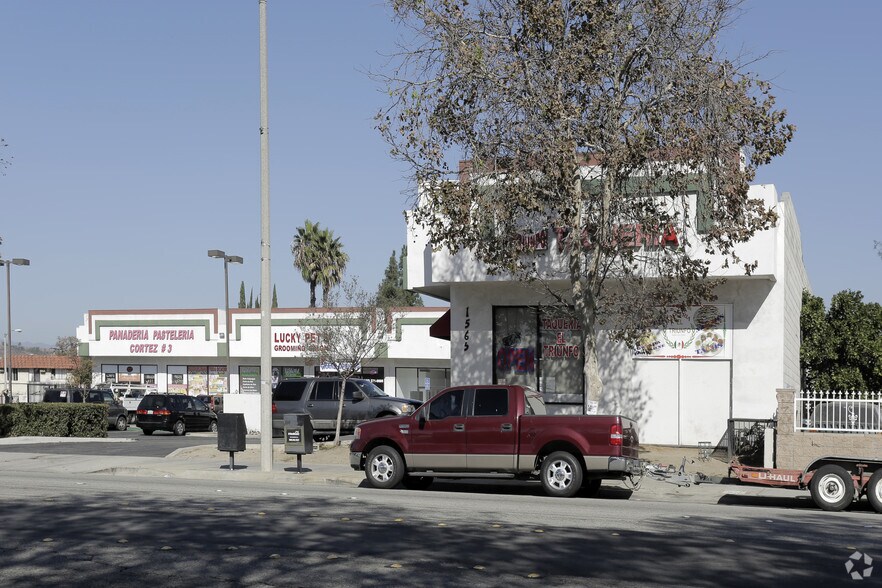 1565 Holt Ave, Pomona, CA à louer - Photo du bâtiment - Image 3 de 4