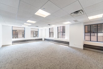 134 N LaSalle St, Chicago, IL for lease Interior Photo- Image 2 of 6