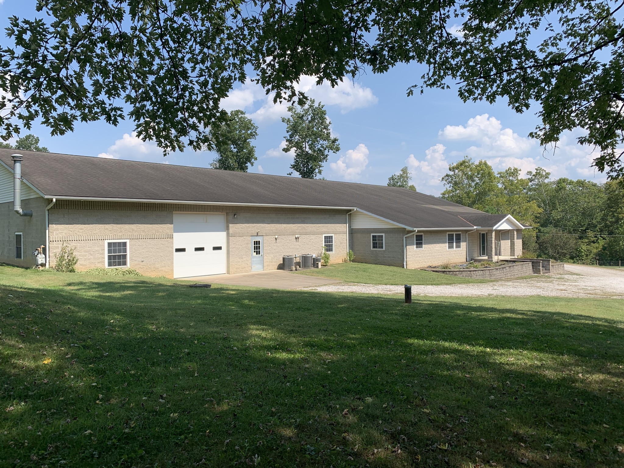 215 Grant Cliff Rd, Zanesville, OH for sale Building Photo- Image 1 of 1