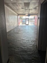 2580 W Camp Wisdom Rd, Grand Prairie, TX à louer Photo intérieure- Image 2 de 5