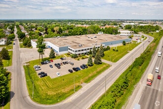 1821-1825 Boul Lionel-Bertrand, Boisbriand, QC - Aérien Vue de la carte
