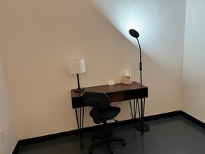 290 NW Nicholas Pky, Cape Coral, FL for lease Interior Photo- Image 2 of 2