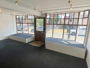 5 The Green, Westerham for lease Interior Photo- Image 1 of 1