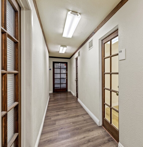 936 E Green St, Pasadena, CA à louer - Photo du bâtiment - Image 2 de 7