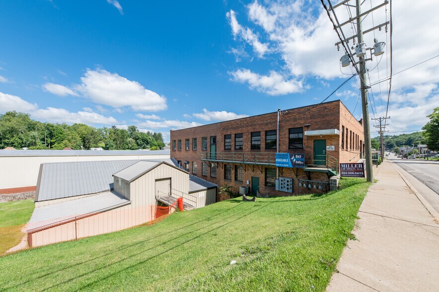 1114 Speedway Ave, Fairmont, WV à louer - Photo du bâtiment - Image 3 de 15