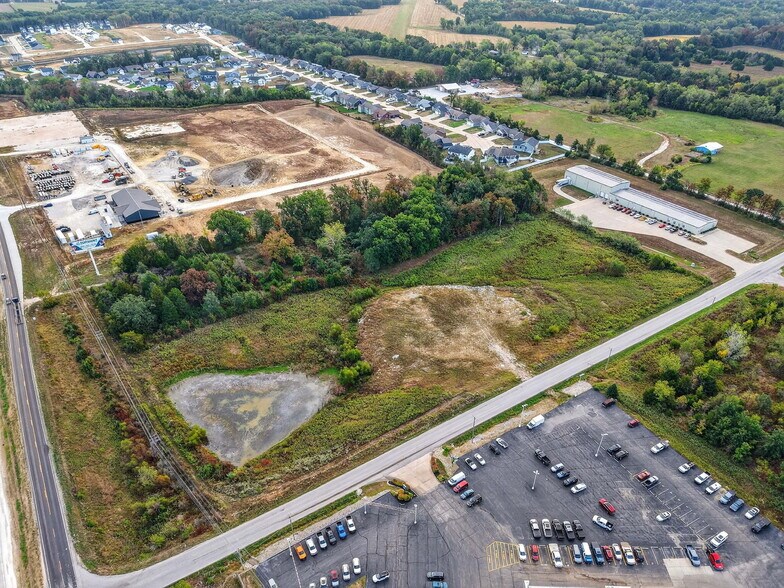 300 S Spoede Ln, Truesdale, MO à vendre - Photo du bâtiment - Image 2 de 18