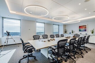 1 New York Plz, New York, NY à louer Photo intérieure- Image 2 de 11