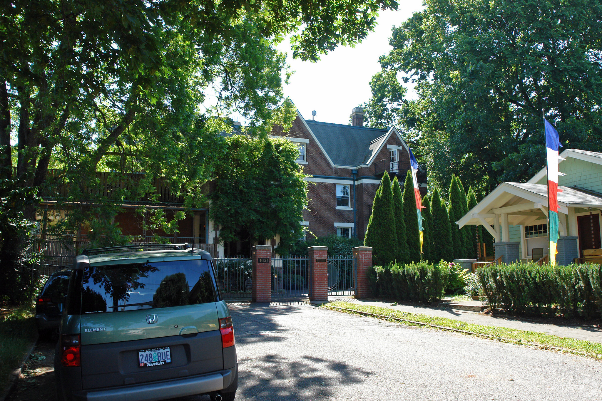 1021 NE 33rd Ave, Portland, OR for sale Primary Photo- Image 1 of 1