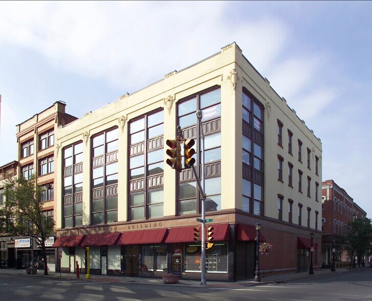 1628-1640 Main St, Springfield, MA for sale - Primary Photo - Image 1 of 2