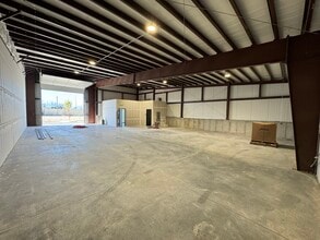 184 West 1400 North, Spanish Fork, UT for lease Interior Photo- Image 2 of 12