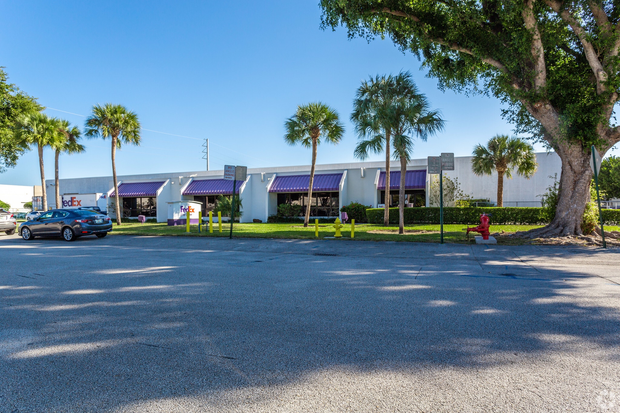 14101 SW 119th Ave, Miami, FL for lease Building Photo- Image 1 of 9