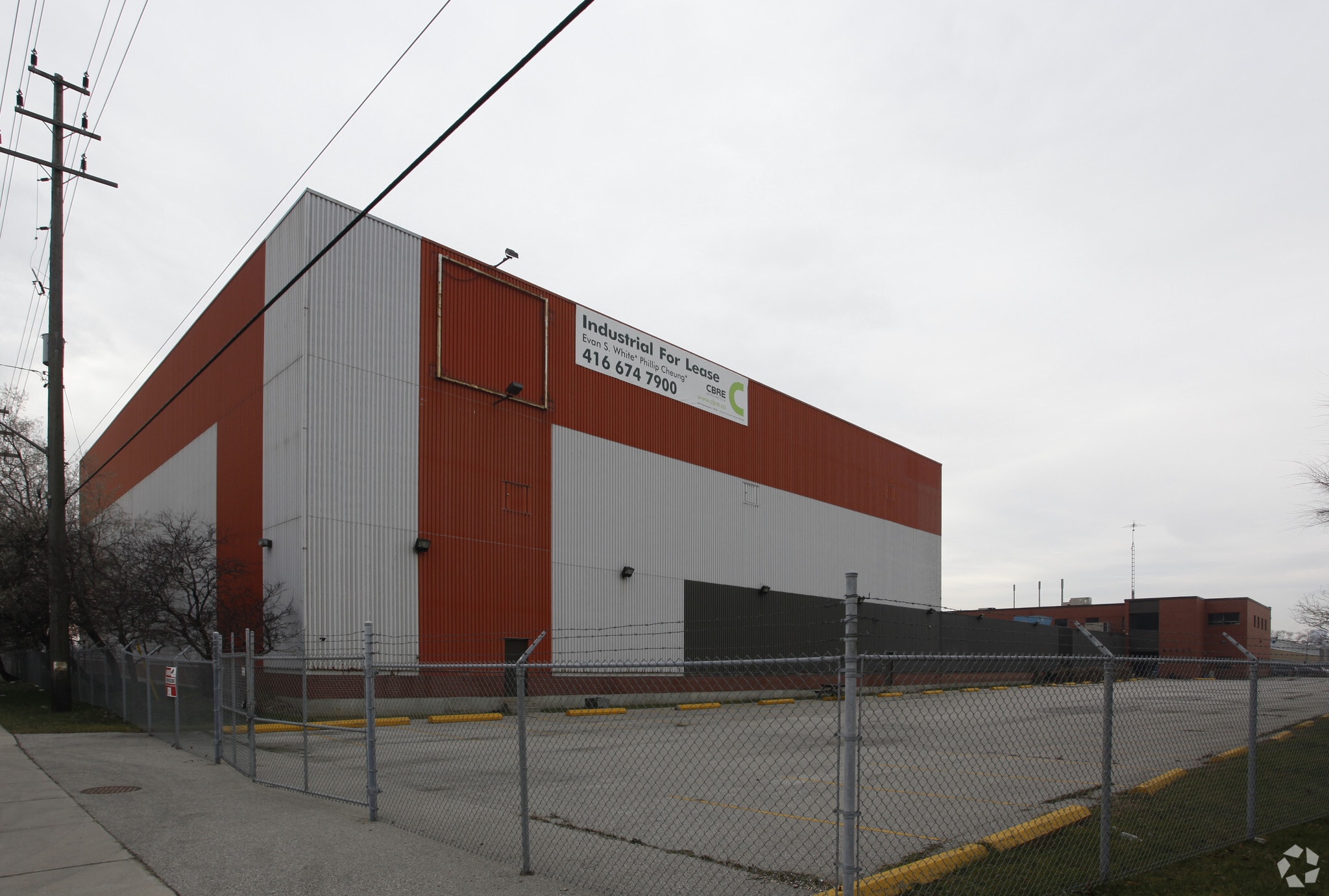 2 Wickman Rd, Toronto, ON for sale Primary Photo- Image 1 of 1