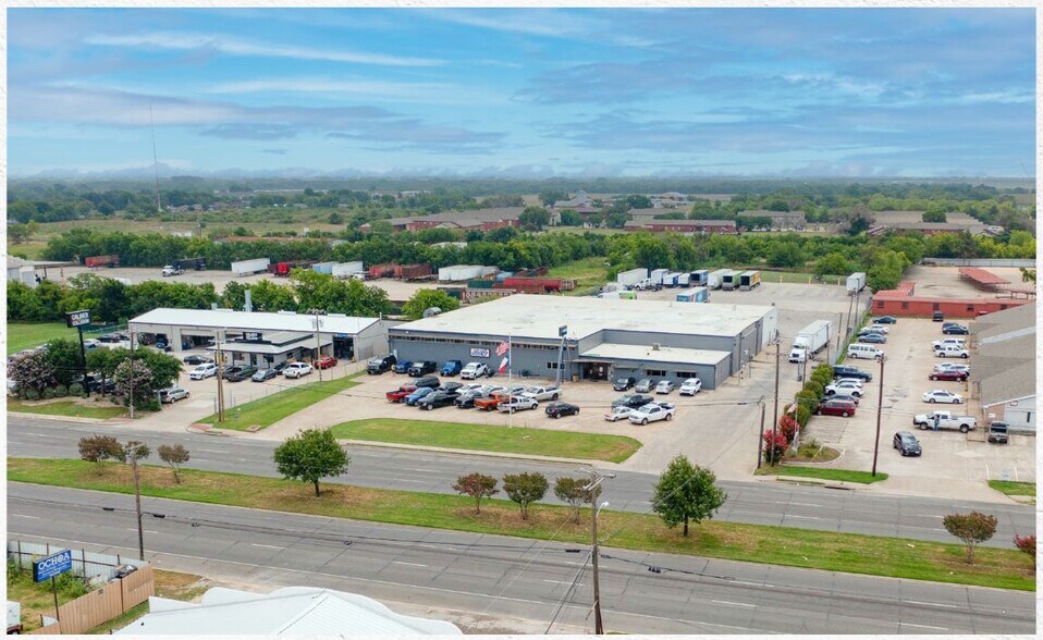 2000 La Salle Ave, Waco, TX à vendre - Photo du bâtiment - Image 2 de 2