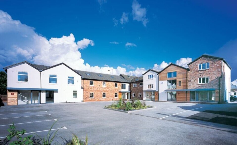 Finney Ln, Cheadle à vendre - Photo principale - Image 1 de 4