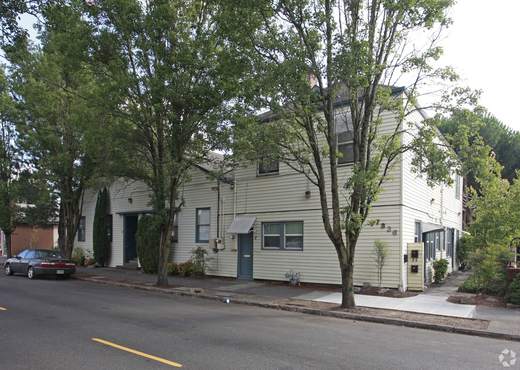 7320-7326 SE Milwaukie Ave, Portland, OR à louer Photo du bâtiment- Image 1 de 11