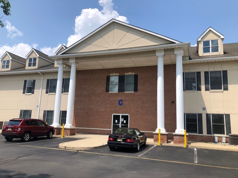 40 Bey Lea Rd, Toms River, NJ for lease - Building Photo - Image 3 of 4