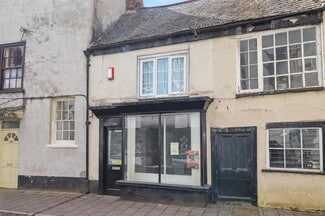 Plus de détails pour 140 East St, South Molton - Commerce de détail à louer