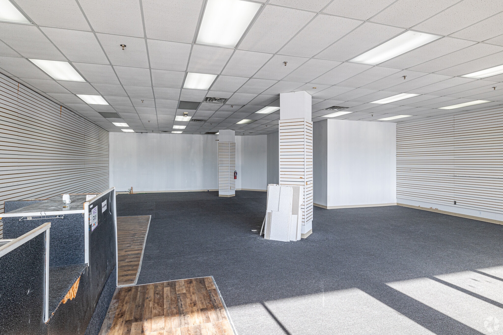 1950 Pipestone Rd, Benton Harbor, MI à louer Photo intérieure- Image 1 de 3