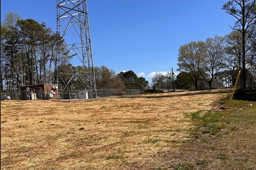 9278 Main ct, Jonesboro, GA à louer - Photo du bâtiment - Image 3 de 4