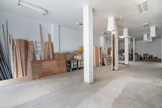 138 N Artsakh Ave, Glendale, CA for lease Interior Photo- Image 2 of 15