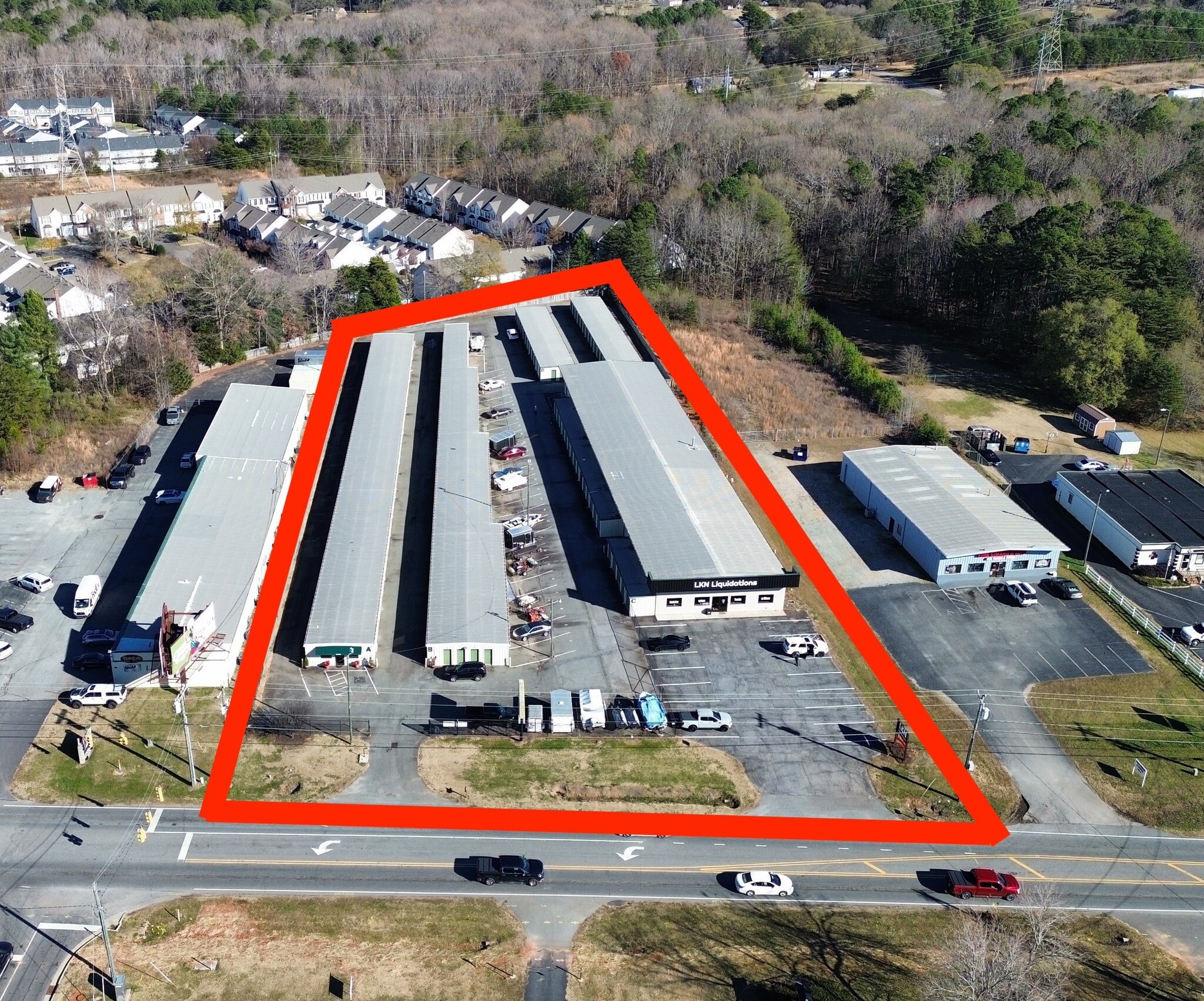 Guardian 1 & 2 Storage Facility portfolio of 2 properties for sale on LoopNet.ca Primary Photo- Image 1 of 7