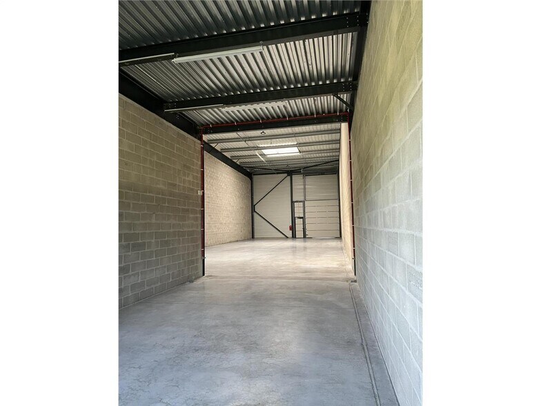 Flex in Moissy-Cramayel for sale - Interior Photo - Image 3 of 19