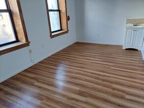 118-122 Baxter St, New York, NY for lease Interior Photo- Image 1 of 1