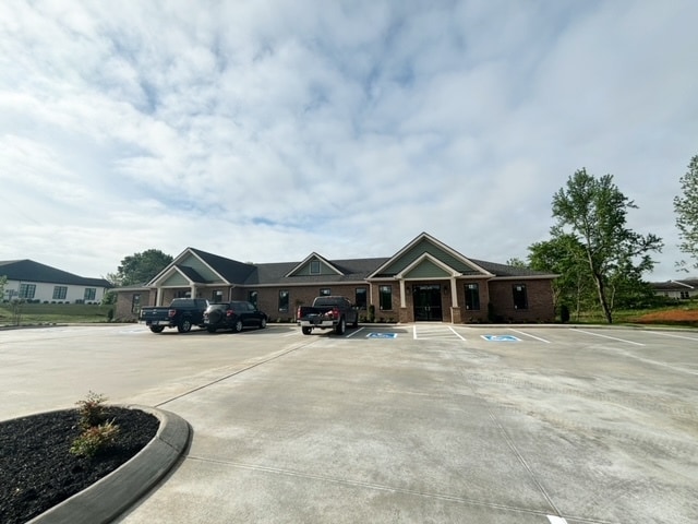 2678 Townsend Ct, Clarksville, TN à louer - Photo du bâtiment - Image 2 de 12